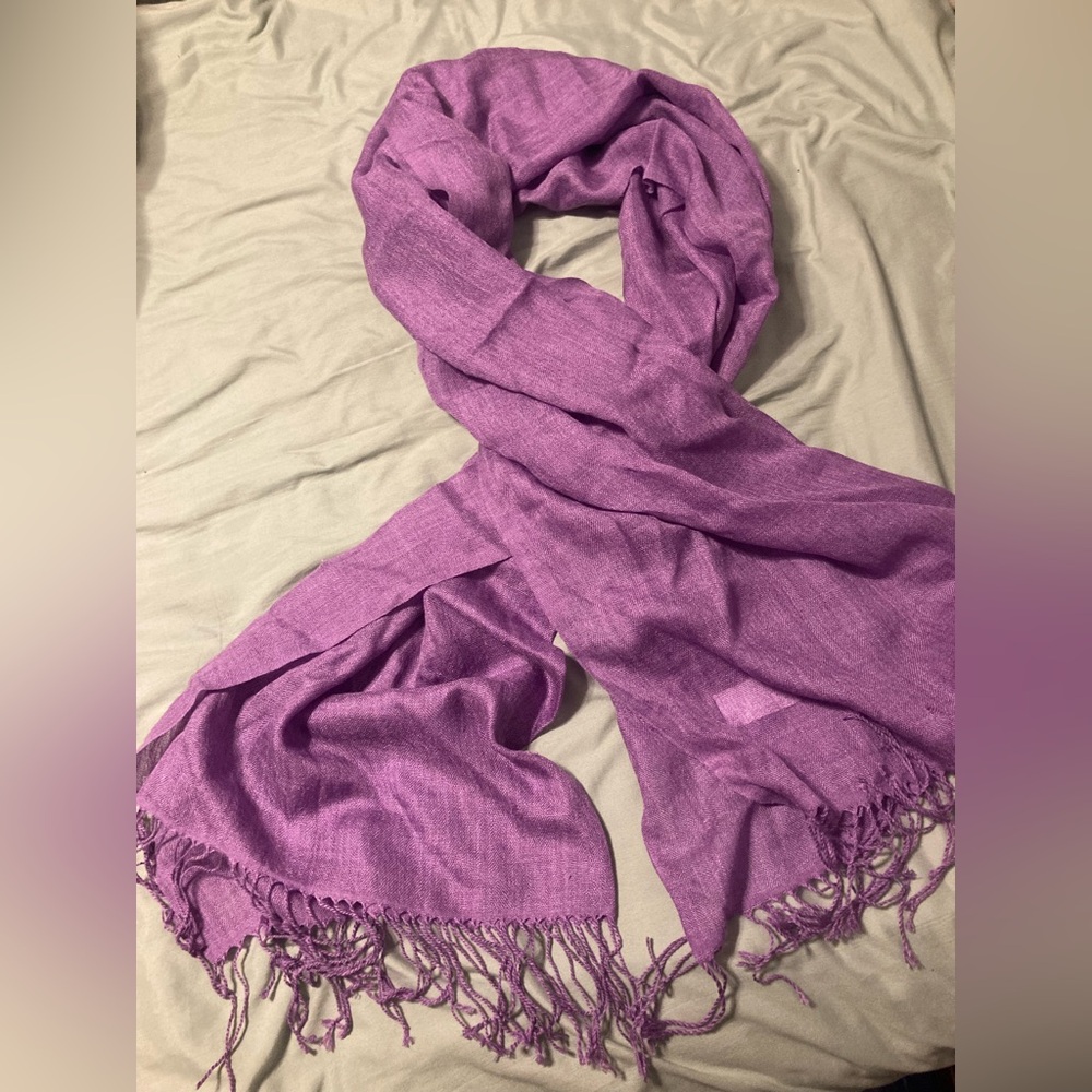 Purple pashmina scarf